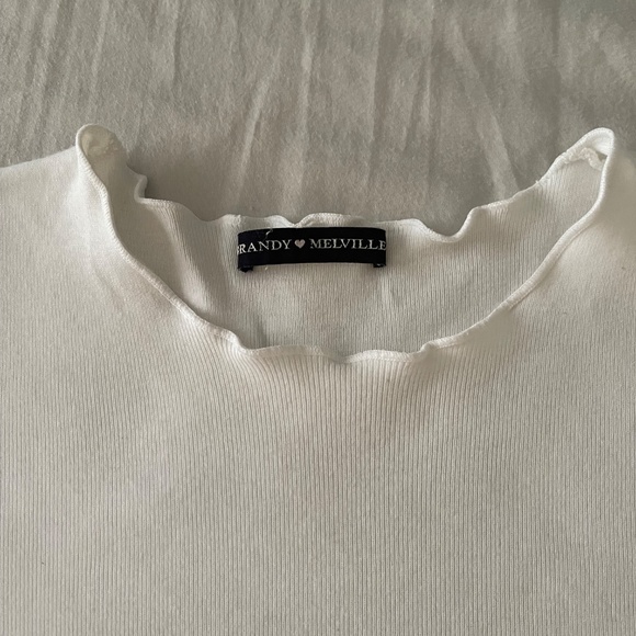 Brandy Melville white shirt - Picture 2 of 4